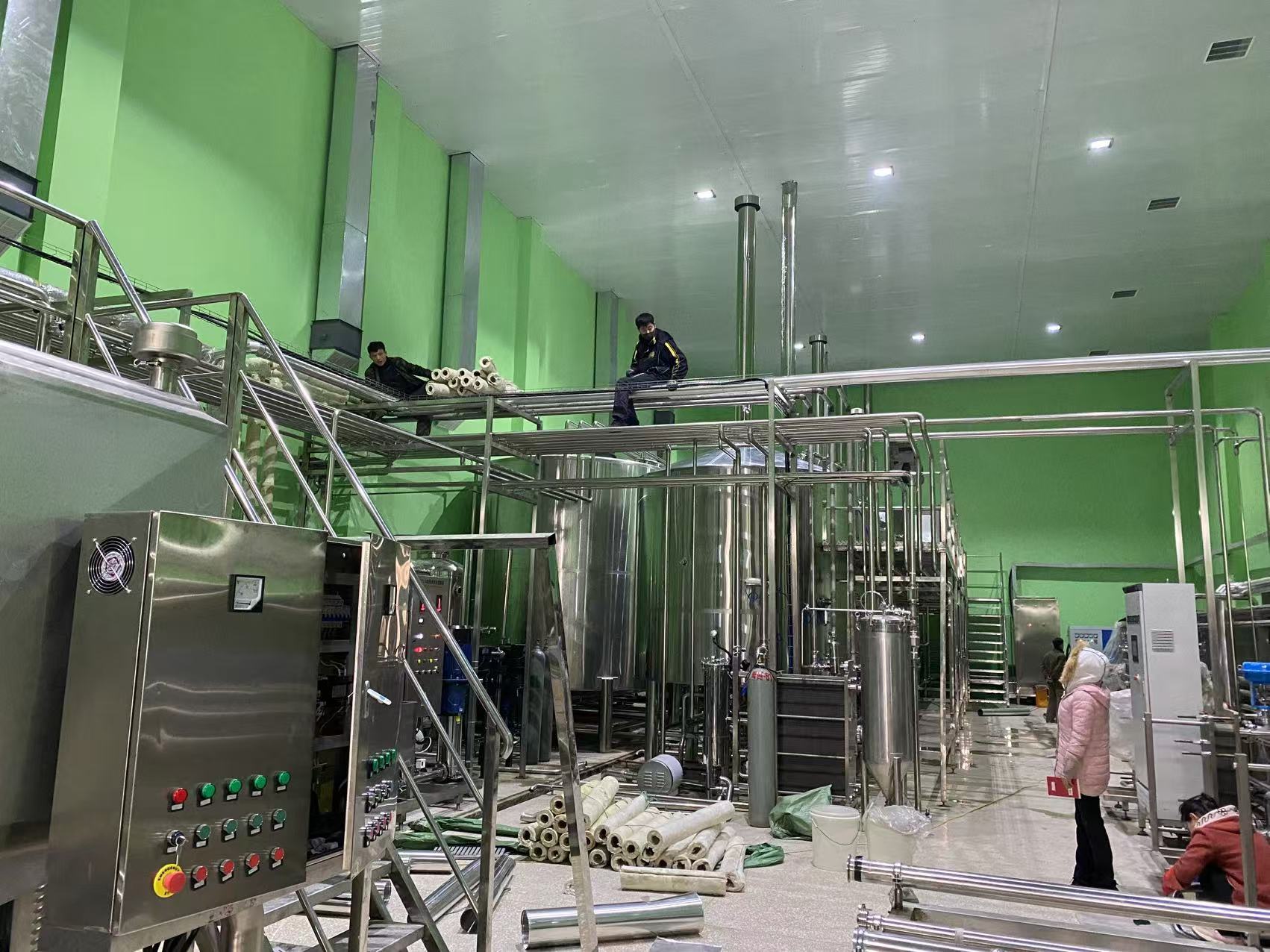 鄂托克前精酿啤酒设备厂—精酿啤酒设备制造：传承工艺与创新科技的交融